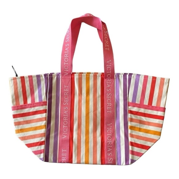 NWT-VICTORIAS SECRET-LARGE TOTE/OVERNIGHT BAG - Picture 1 of 6